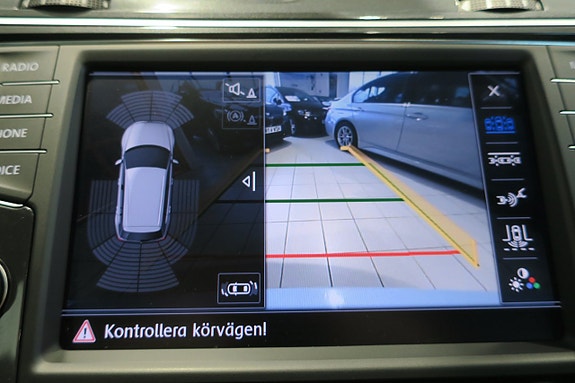 Volkswagen Tiguan 10 of 17
