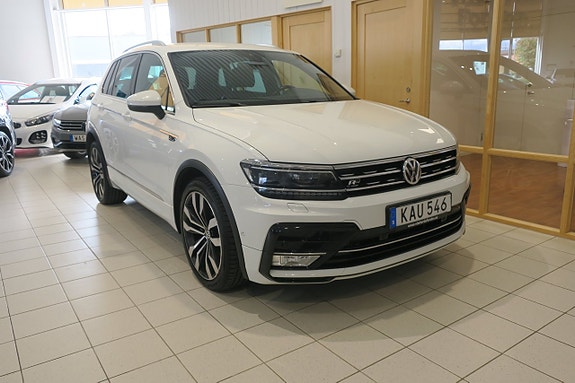 Volkswagen Tiguan 2 of 17