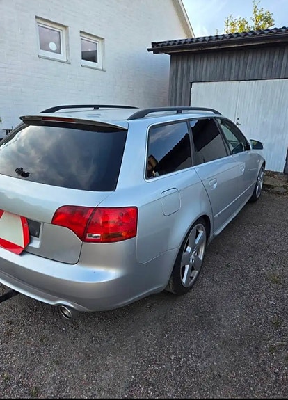 Audi A4 3 of 3