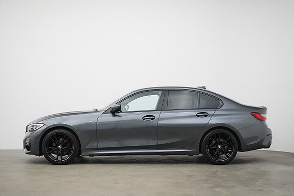 BMW 320 3 of 25