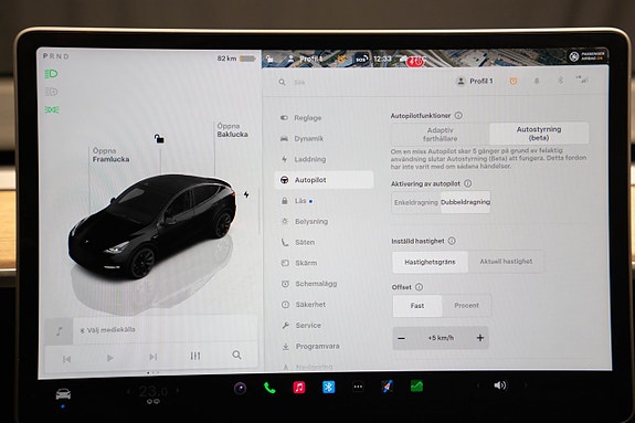 Tesla Model Y 20 of 22