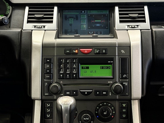 Land Rover Range Rover Sport 25 of 27