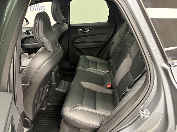 Volvo XC60 19 of 23