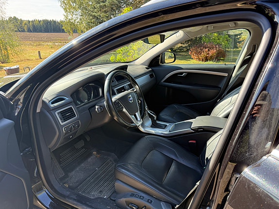 Volvo V70 5 of 7