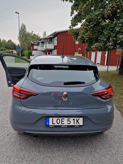 Renault Clio 2 of 6