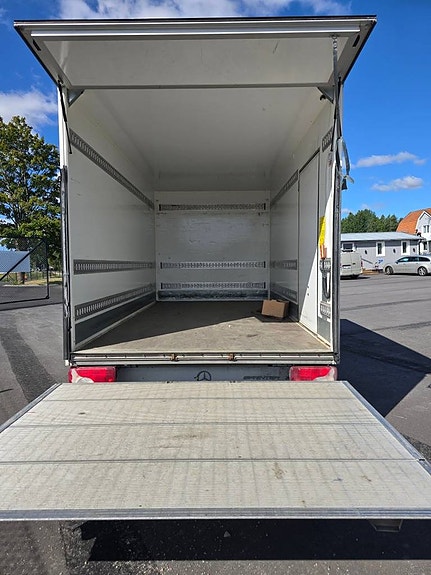 Mercedes Sprinter Skåp 6 of 12