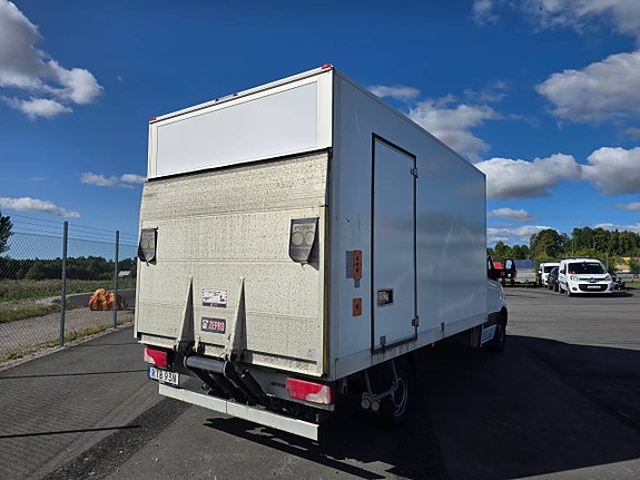 Mercedes Sprinter Skåp 4 of 12