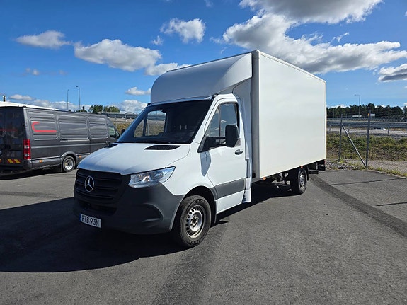 Mercedes Sprinter Skåp 2 of 12