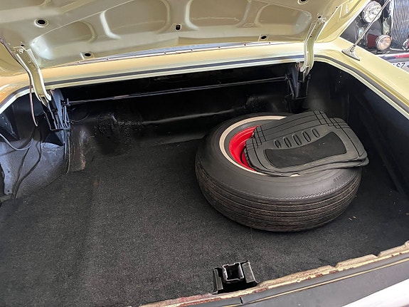 Cadillac Deville 15 of 21