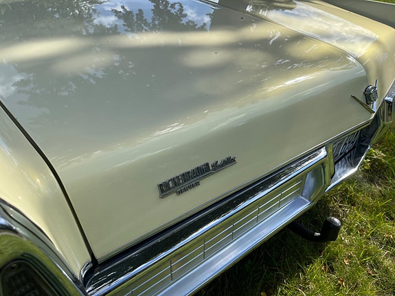Cadillac Deville 12 of 21