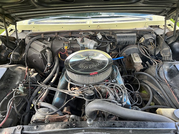 Cadillac Deville 11 of 21