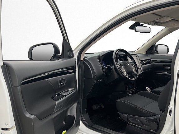 Mitsubishi Outlander 11 of 30