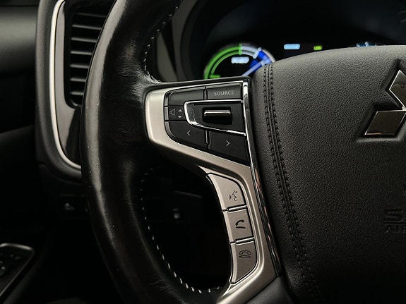 Mitsubishi Outlander 16 of 30