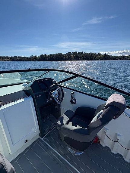 Nordkapp 605 Avant 2018 - Evinrude 150 HO = 175 HK - 110 Tim 5 of 11