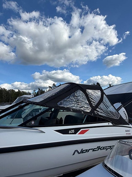 Nordkapp 605 Avant 2018 - Evinrude 150 HO = 175 HK - 110 Tim 9 of 11