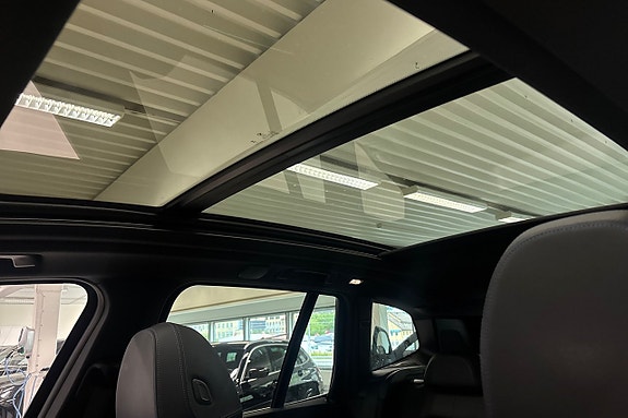 BMW iX3 15 of 24