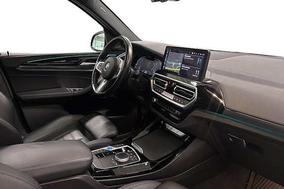 BMW iX3 6 of 24