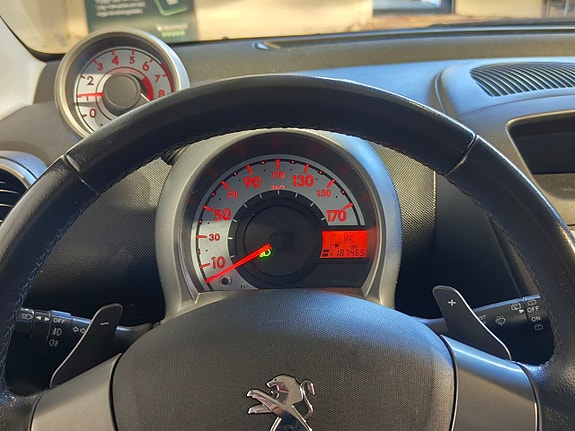 Peugeot 107 12 of 14