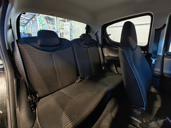Peugeot 107 7 of 14