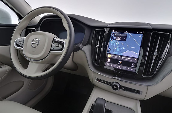 Volvo XC60 8 of 27