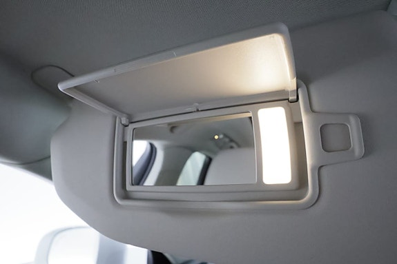 Volvo XC60 16 of 27