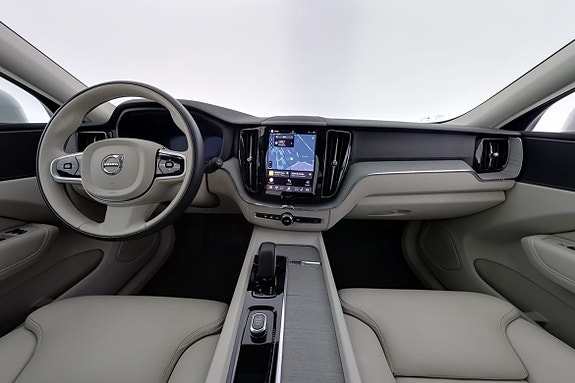 Volvo XC60 7 of 27