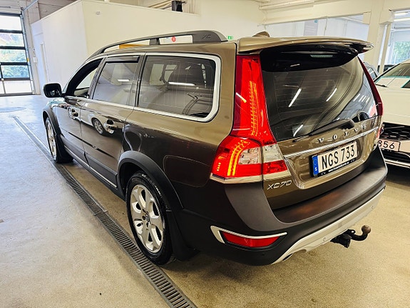 Volvo XC70 14 of 24