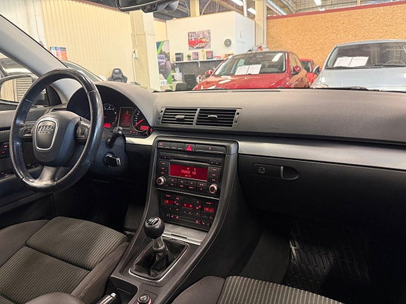 Audi A4 7 of 9