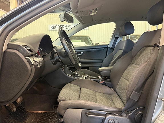 Audi A4 5 of 9