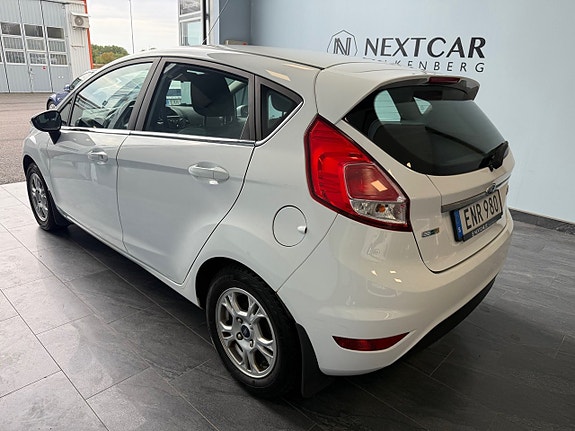 Ford Fiesta 4 of 7