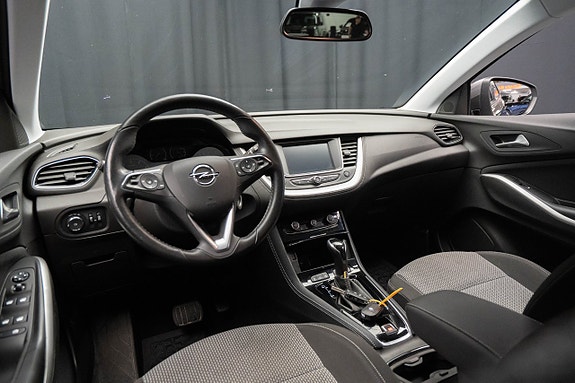 Opel Grandland X 10 of 21