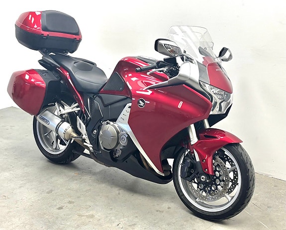 Honda VFR1200F *36MÅN RÄNTEFRITT* 2 of 7