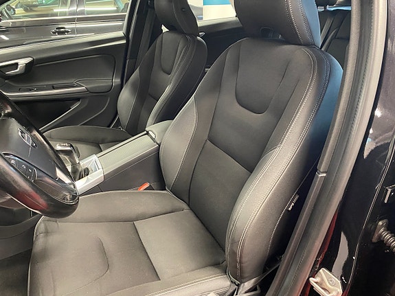 Volvo V60 10 of 24