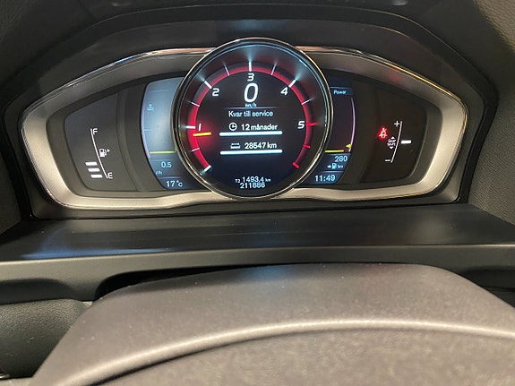 Volvo V60 17 of 24