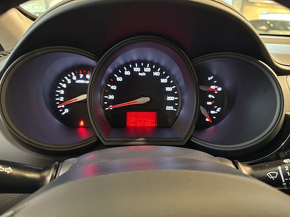 Kia Rio 10 of 17