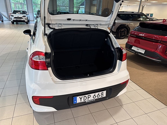 Kia Rio 15 of 17