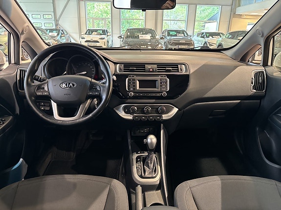 Kia Rio 14 of 17