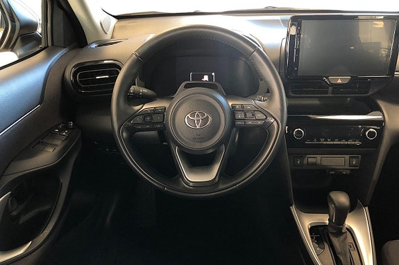 Toyota Yaris Cross 11 of 21