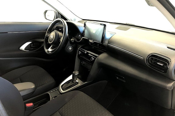Toyota Yaris Cross 7 of 21