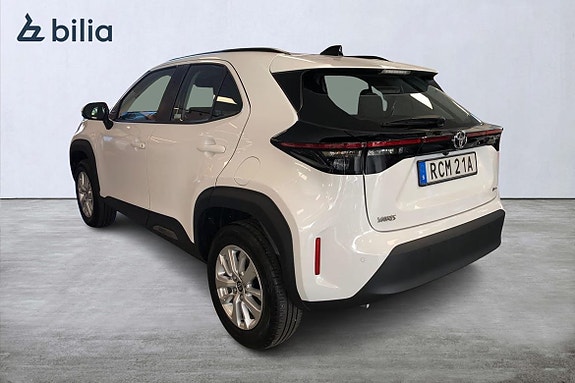 Toyota Yaris Cross 2 of 21