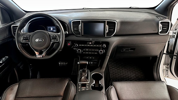 Kia Sportage 4 of 9