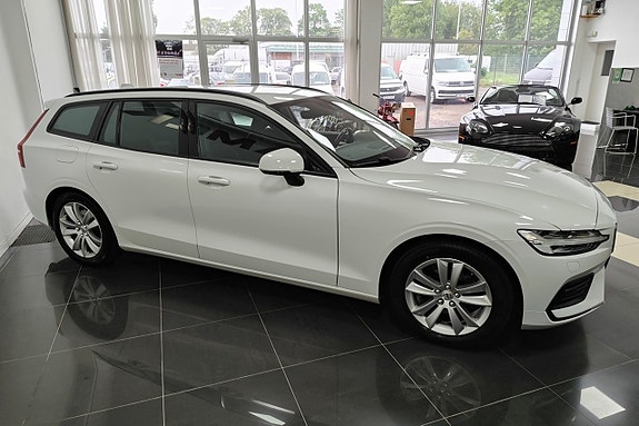 Volvo V60 6 of 8