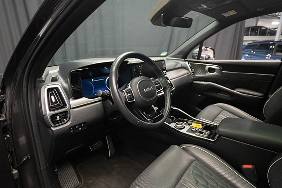 Kia Sorento 17 of 30