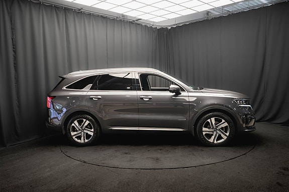 Kia Sorento 6 of 30