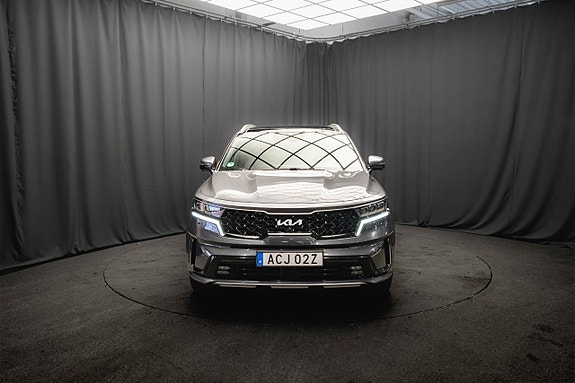 Kia Sorento 4 of 30