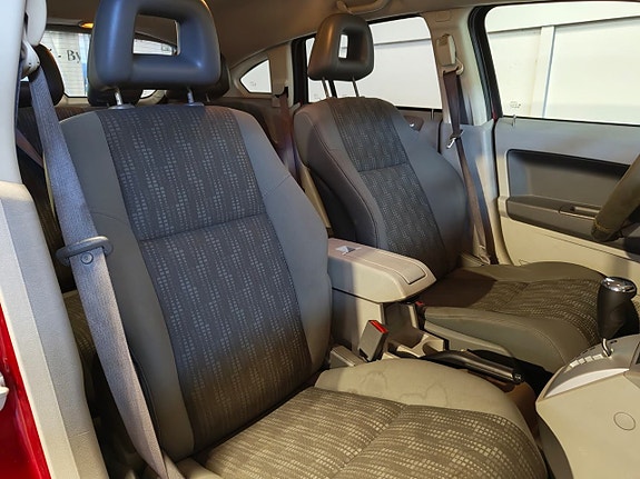 Dodge Caliber 9 of 14