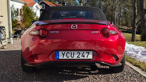 Mazda MX-5 5 of 6