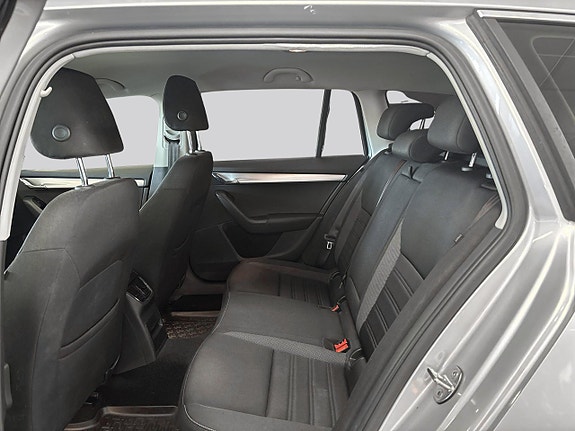 Skoda Octavia 9 of 14