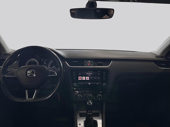 Skoda Octavia 10 of 14