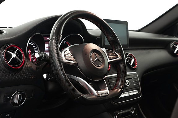 Mercedes-Benz A250 11 of 14